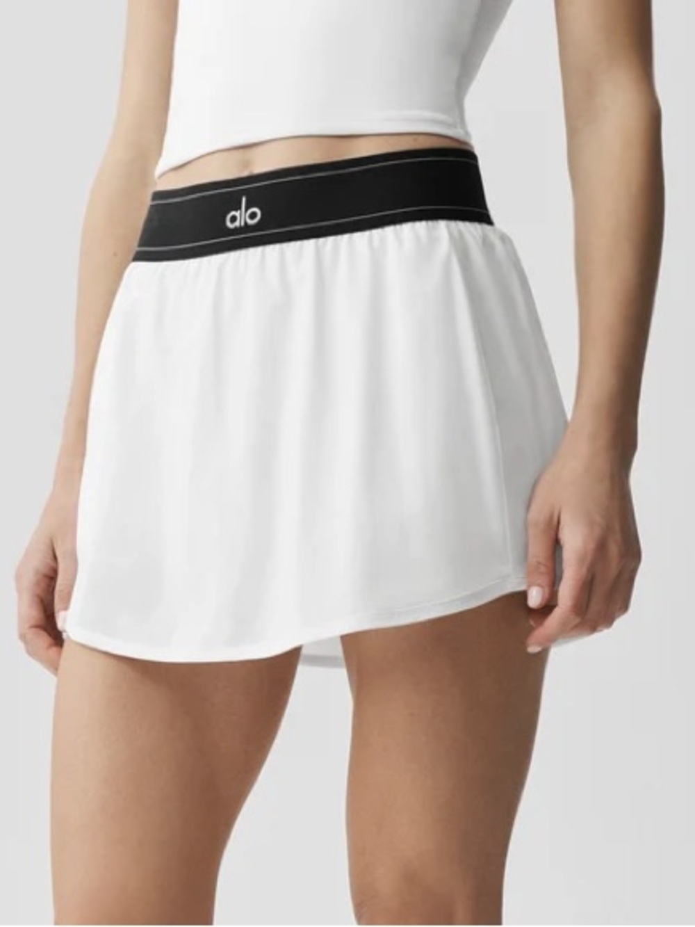 ALO Yoga White Skort with Black Elastic Waistband